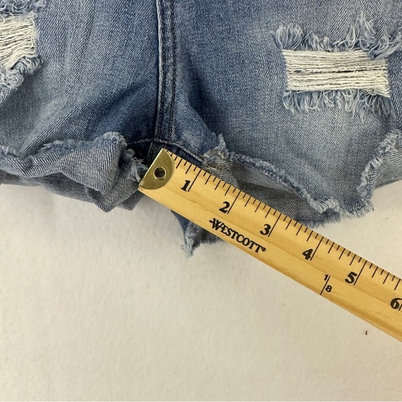 Forever 21 High Waisted Distressed Jean Shorts Womans 27 Medium Wash - Picture 5 of 13